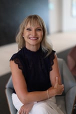 Julia Myers Headshot